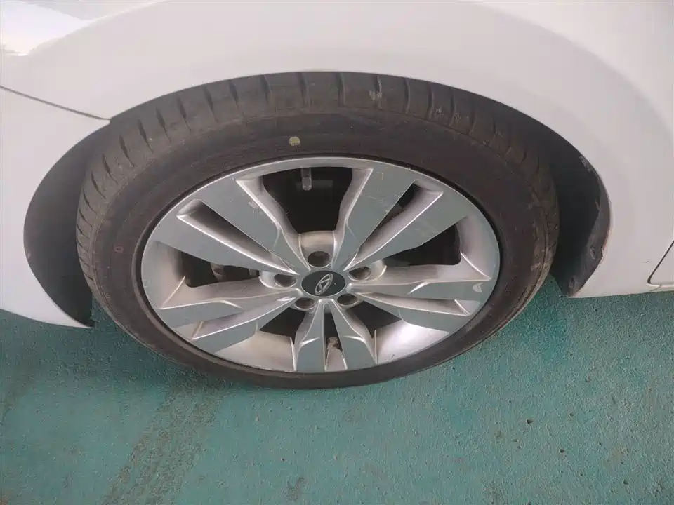 Chery Arrizo 5 Chery Arrizo 5
