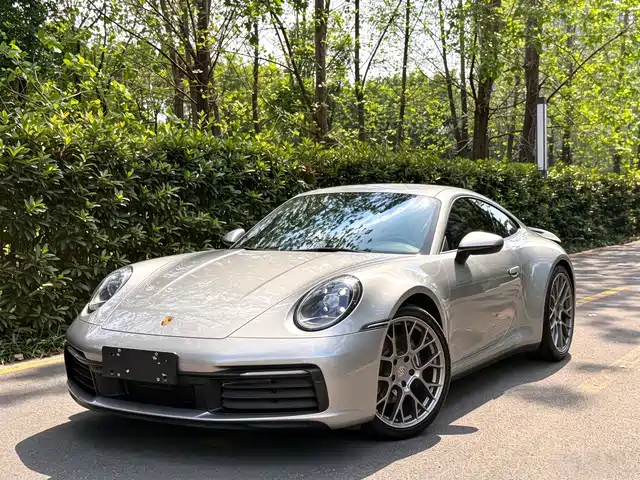 Porsche 911 2023 — купить из Китая под заказ