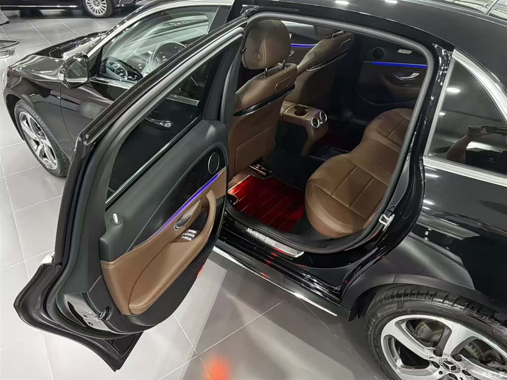 Mercedes-Benz E-Class, 2019 15