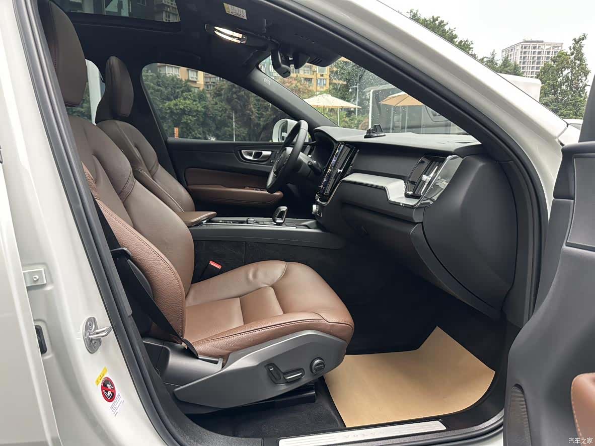 Volvo XC60, 2024 19