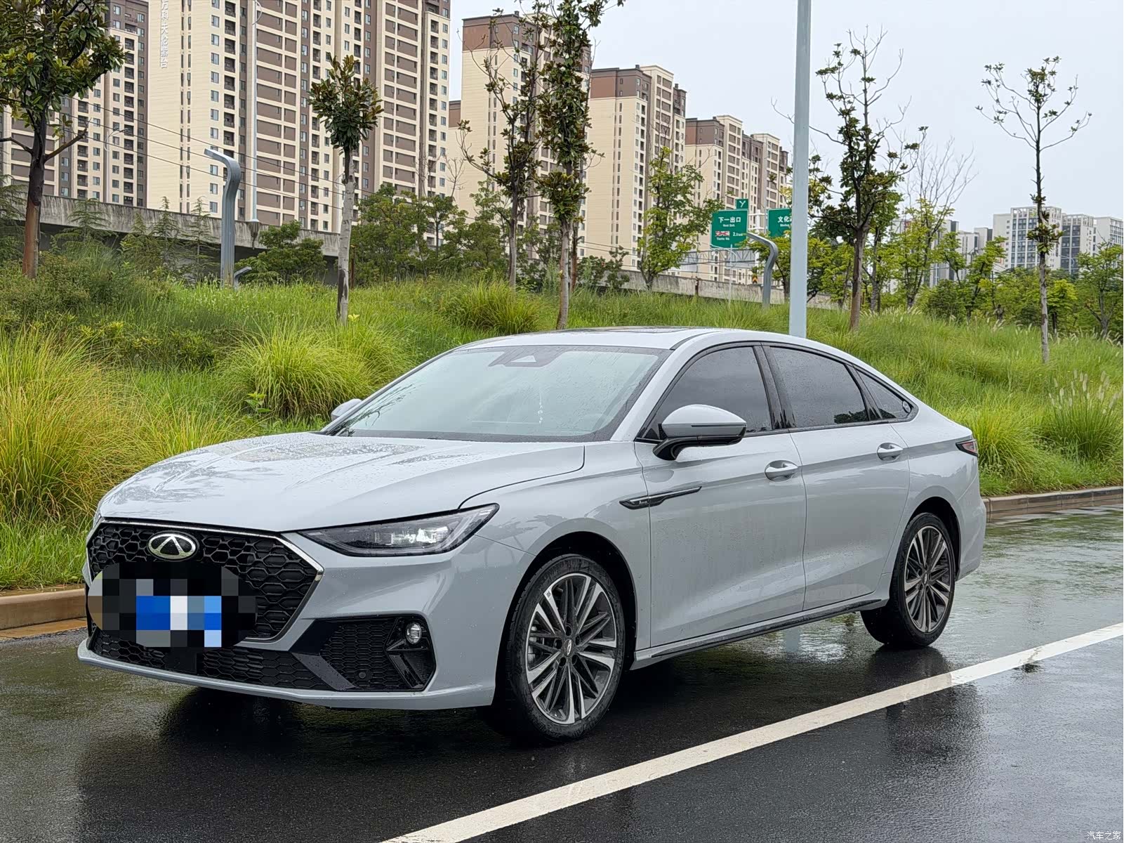 Chery Arrizo 8, 2025 1