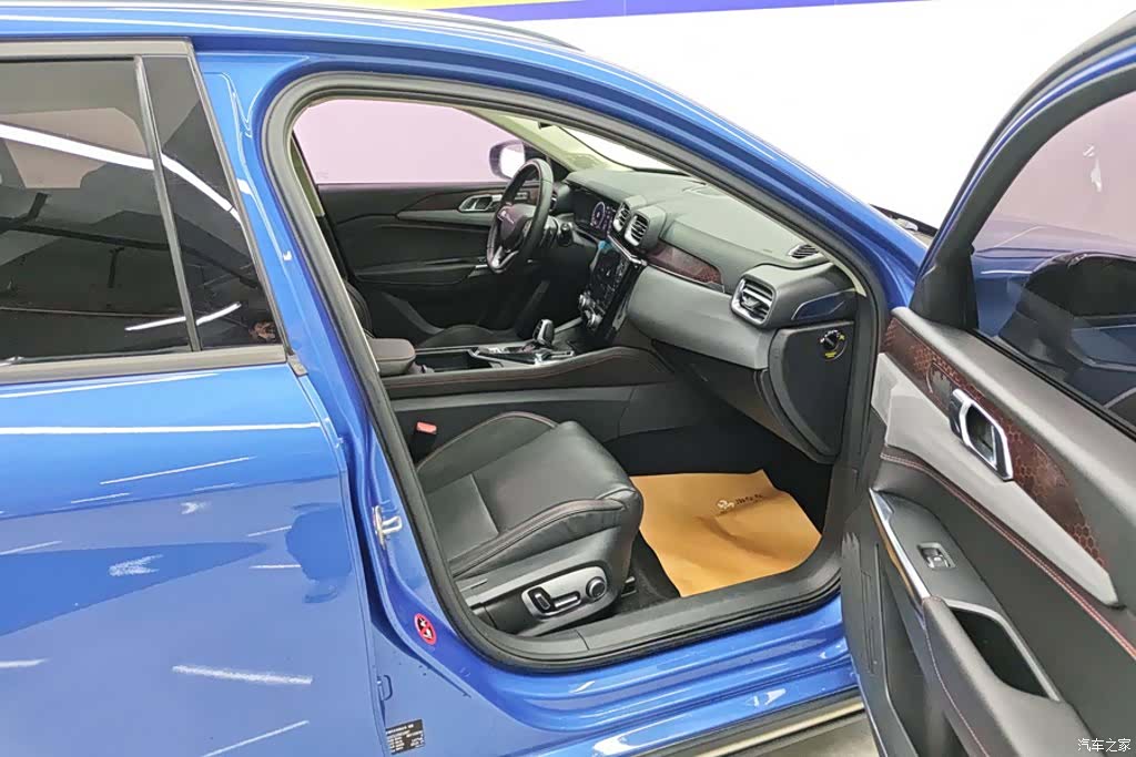 Lynk & Co 01, 2019 8