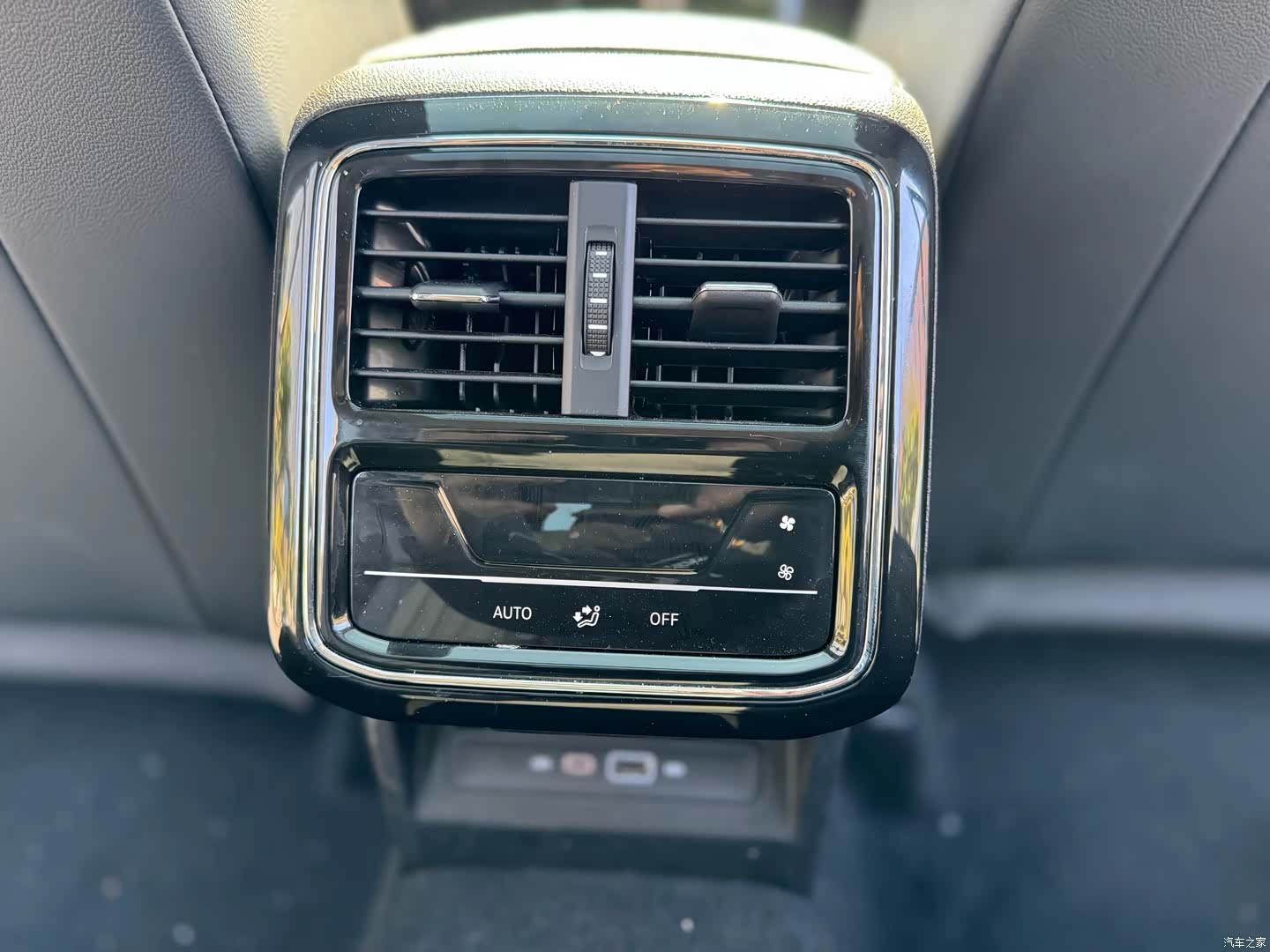 Volkswagen Passat, 2025 18