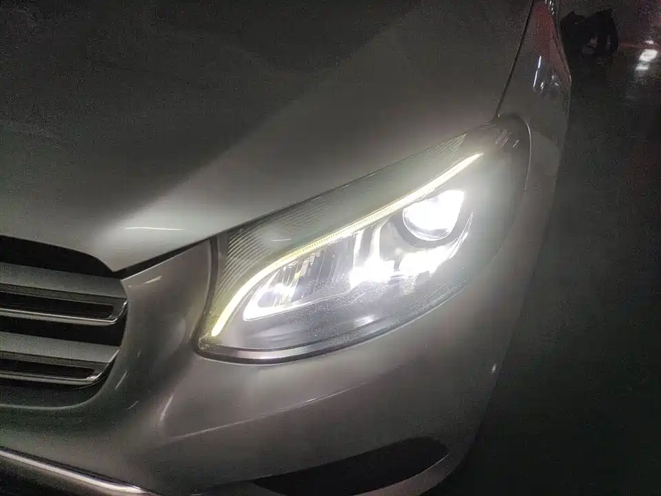 Mercedes-Benz GLC Mercedes-Benz GLC