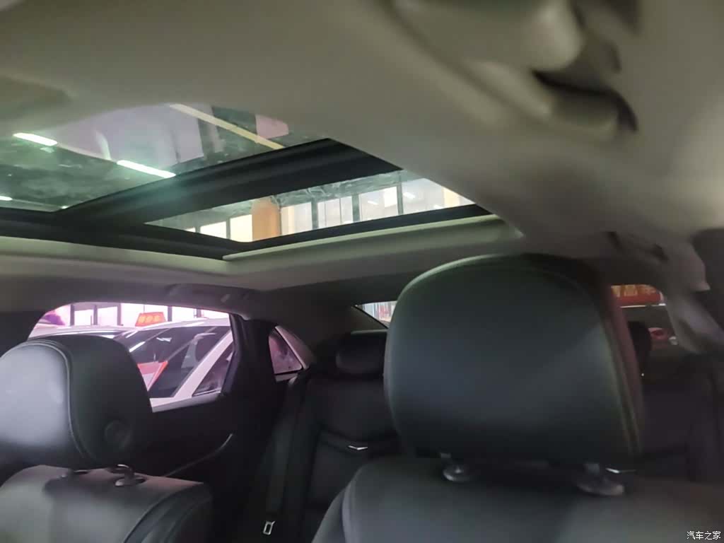 Cadillac XTS, 2018 18