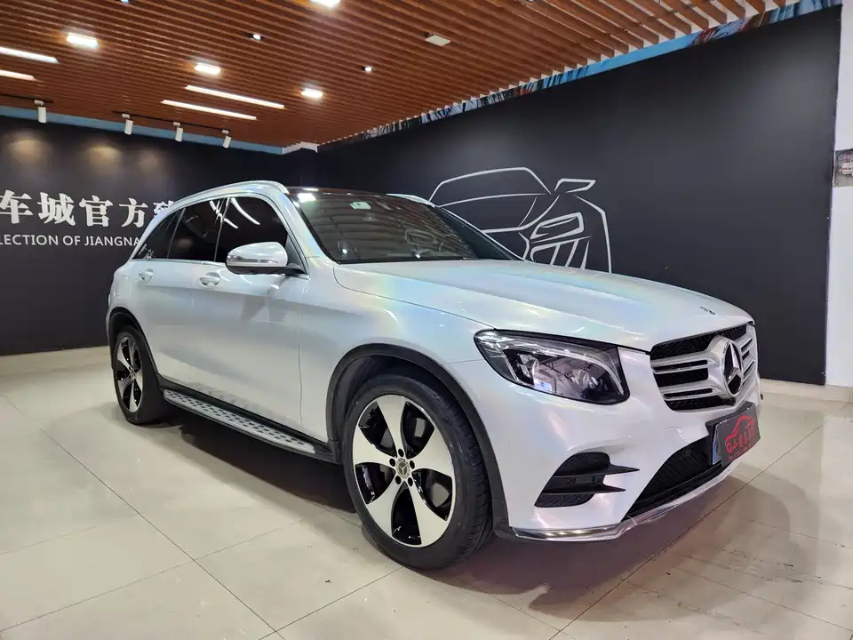 Mercedes-Benz GLC Mercedes-Benz GLC