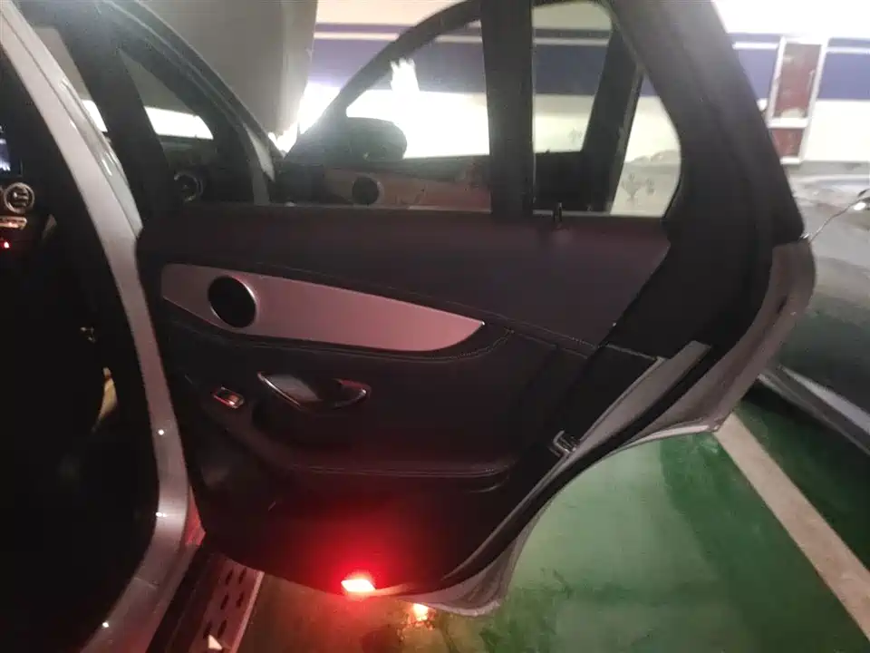 Mercedes-Benz GLC Mercedes-Benz GLC