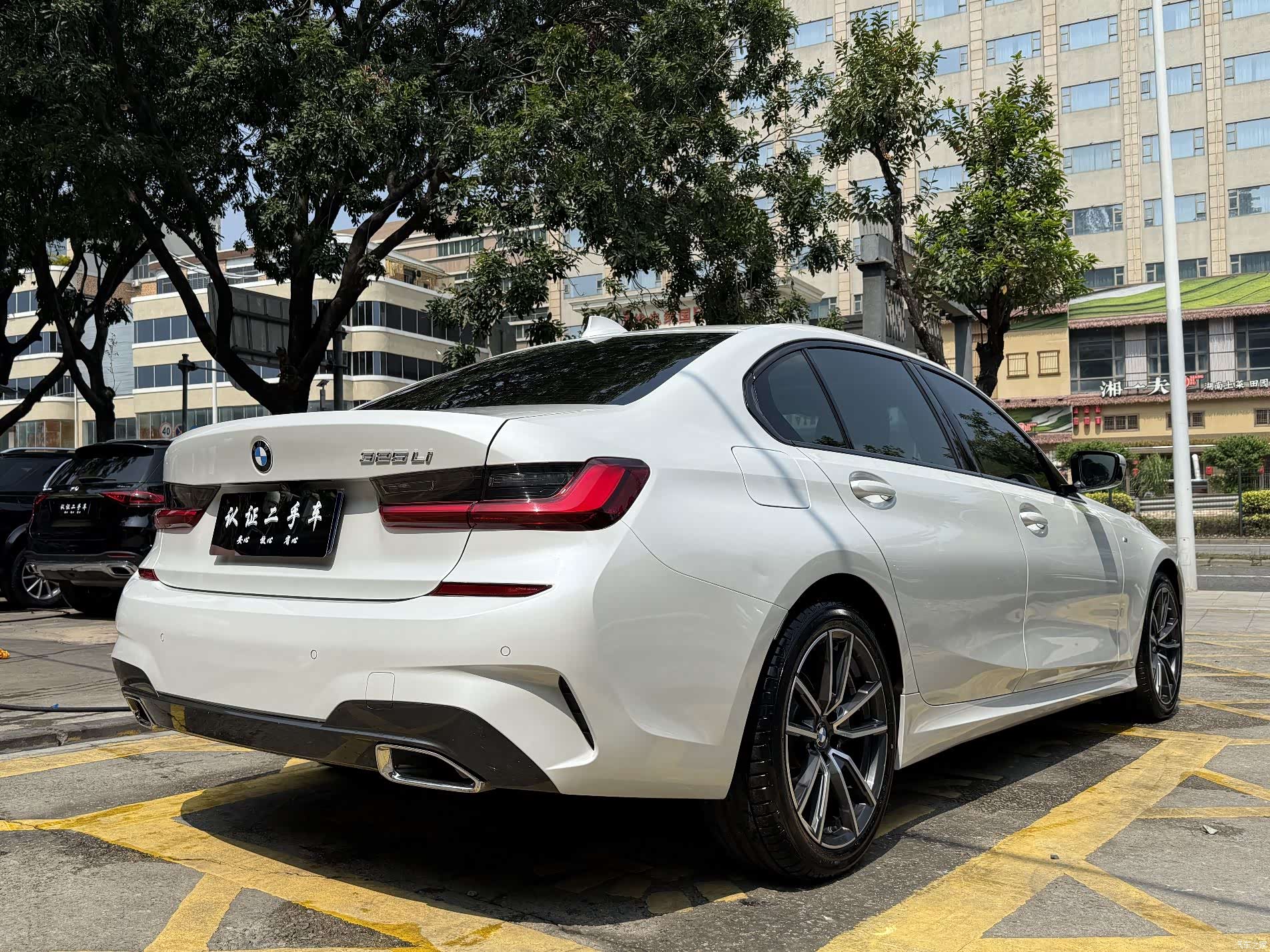 BMW 3 Series, 2022 все фото