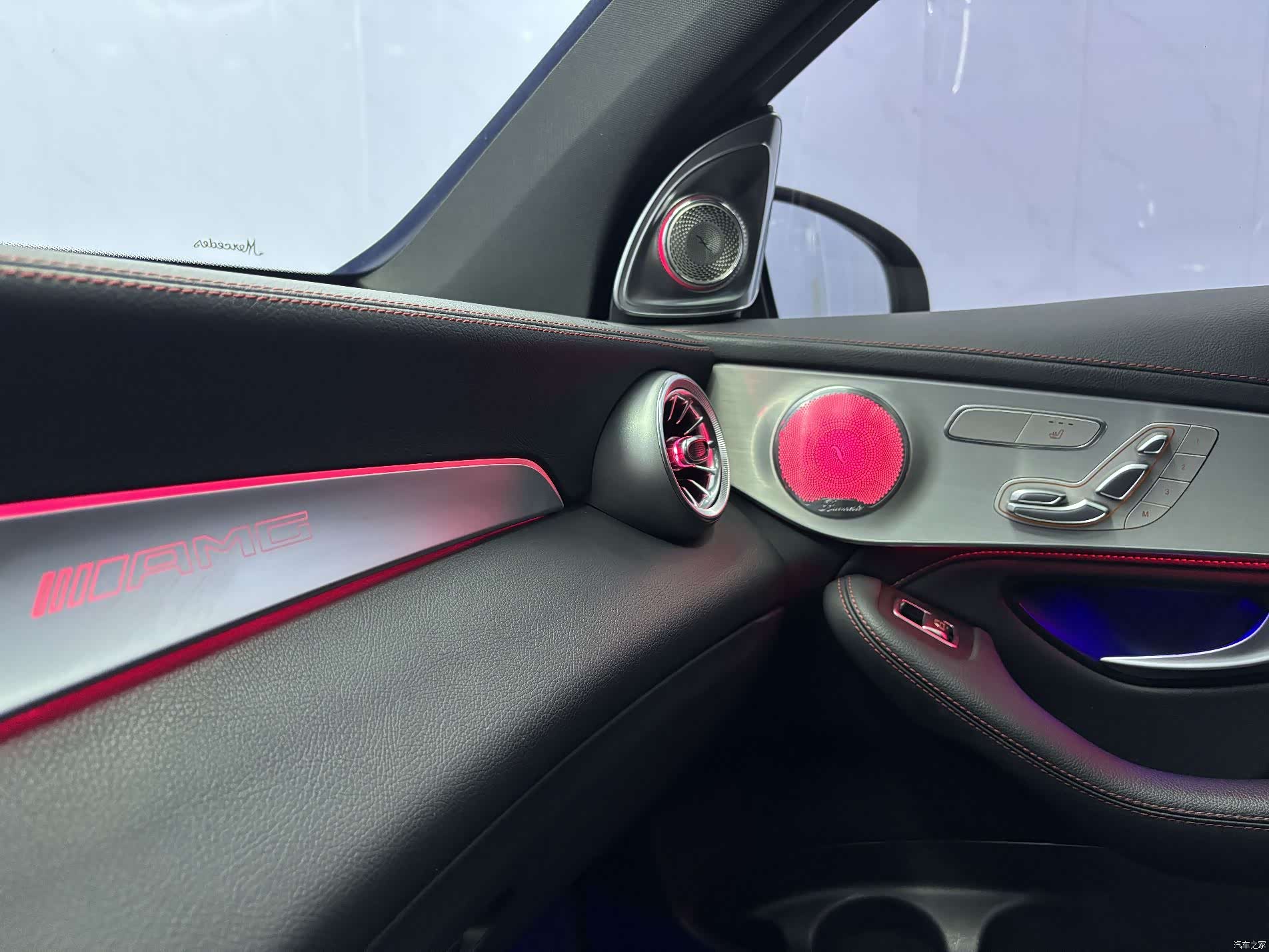 Mercedes-Benz GLC, 2022 19