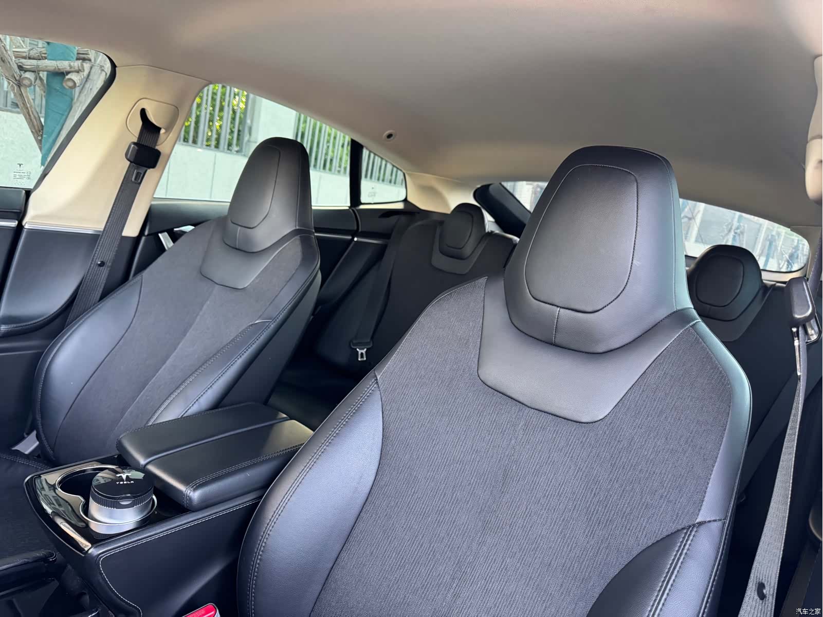 Tesla Model S, 2014 9