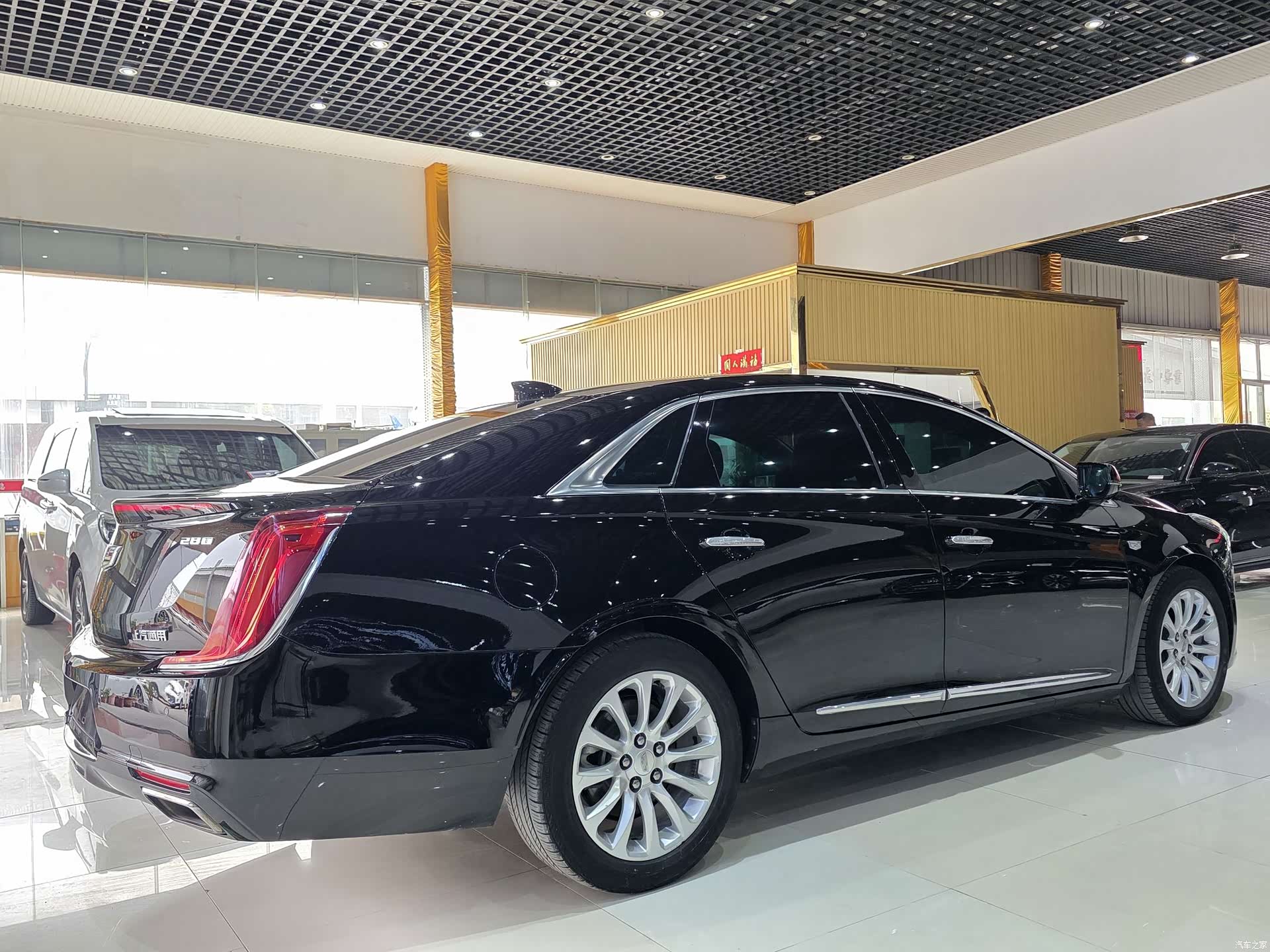 Cadillac XTS, 2018 14
