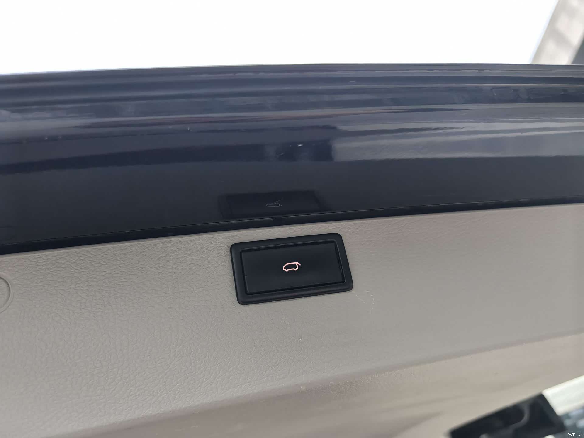 Volkswagen 8, 2017 25