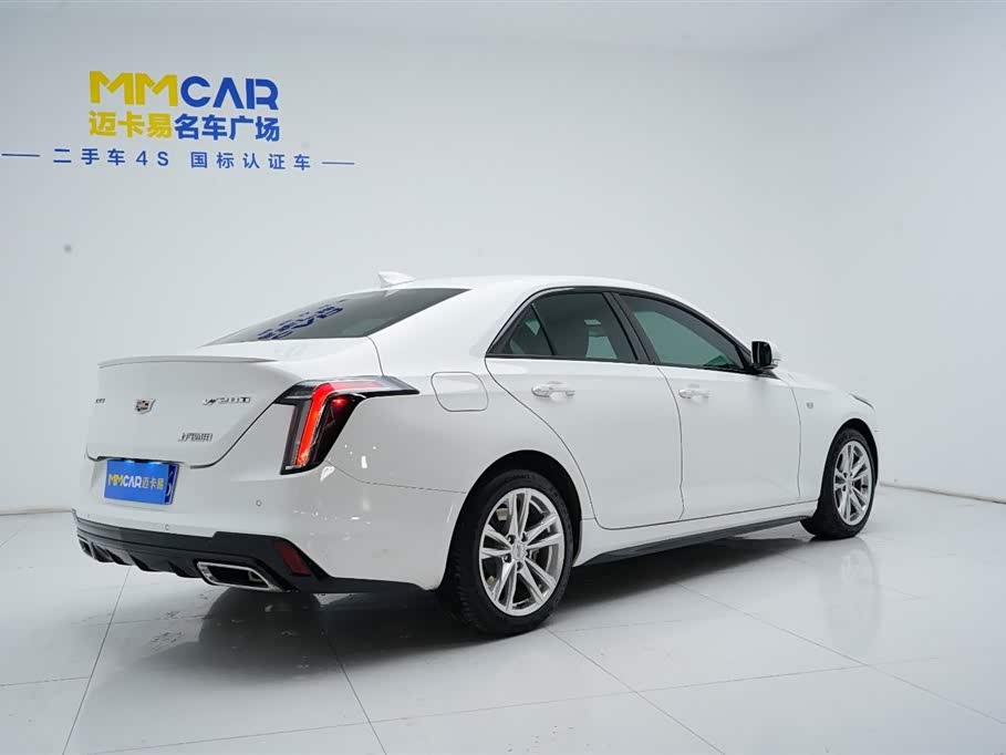 Cadillac CT4