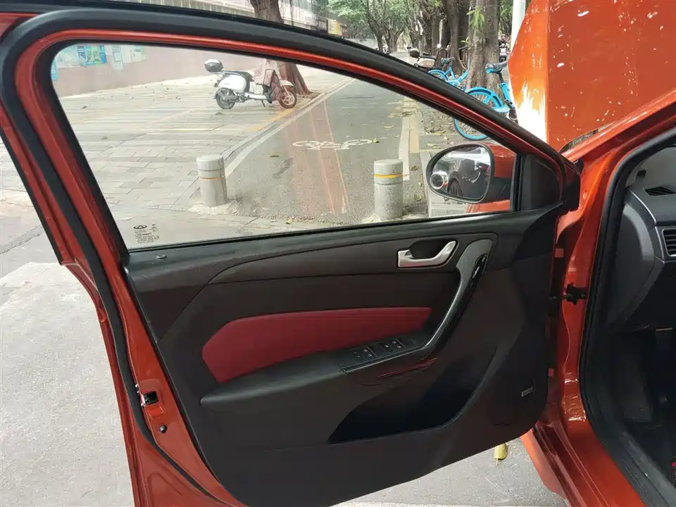 Chery Arrizo 5 Chery Arrizo 5