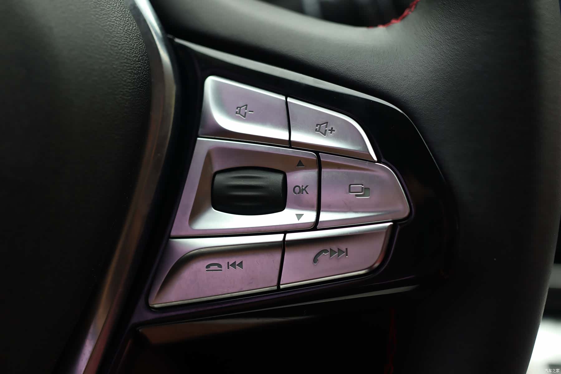 Changan CS85, 2019 17