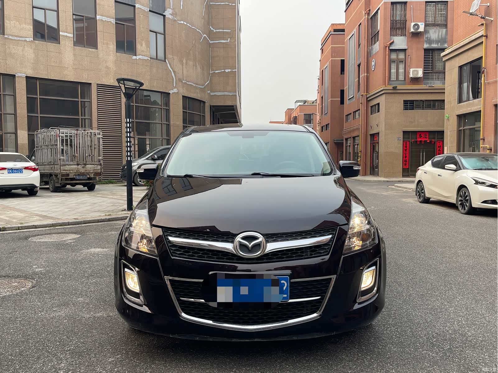 Mazda 8, 2015 2