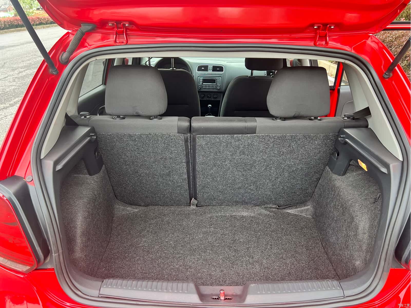 Volkswagen Polo, 2013 12