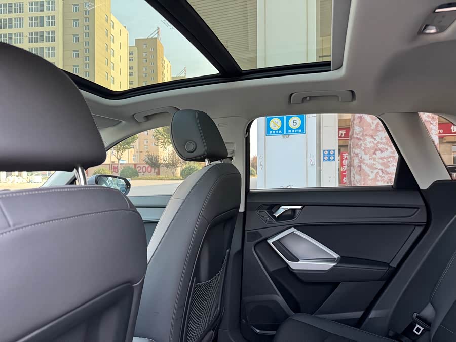 Audi Q3 2020, фото 11