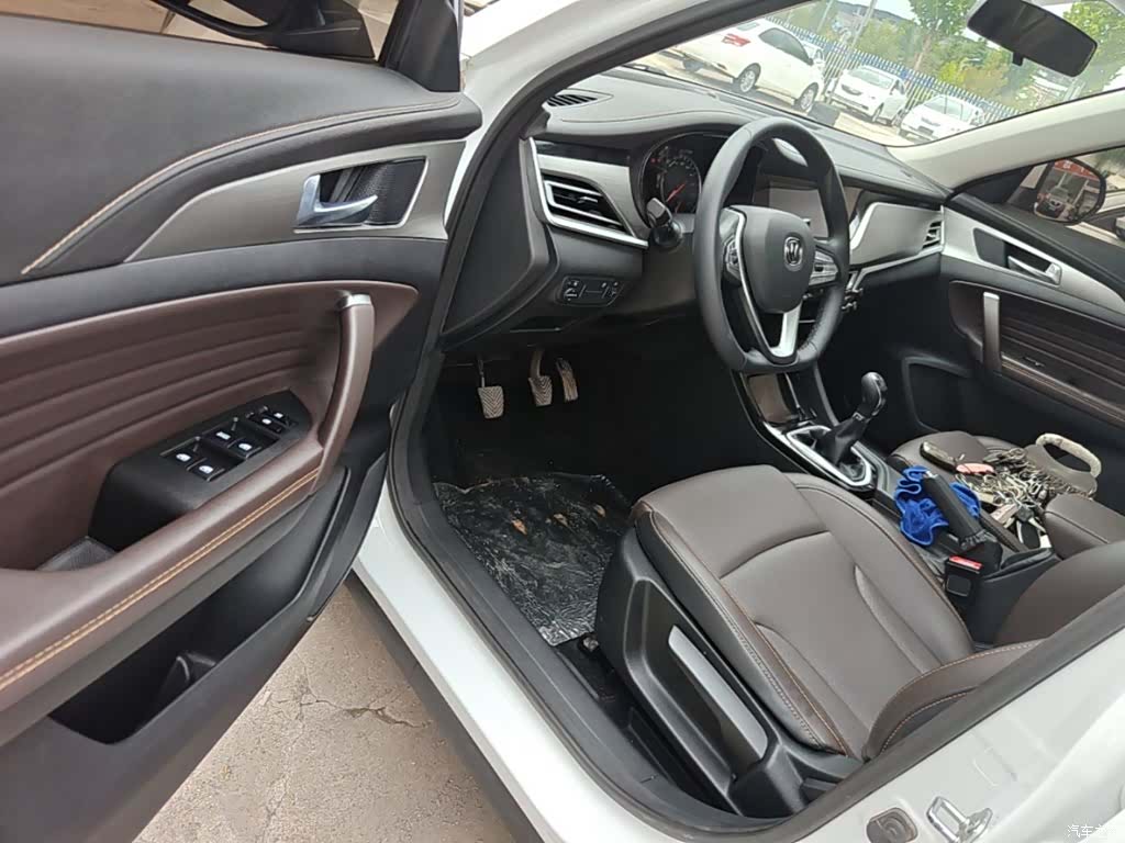 Changan CS35, 2019 16