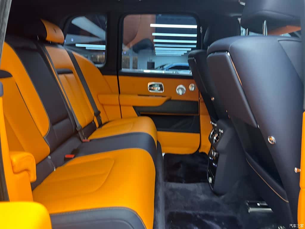 Rolls-Royce Cullinan, 2022 23