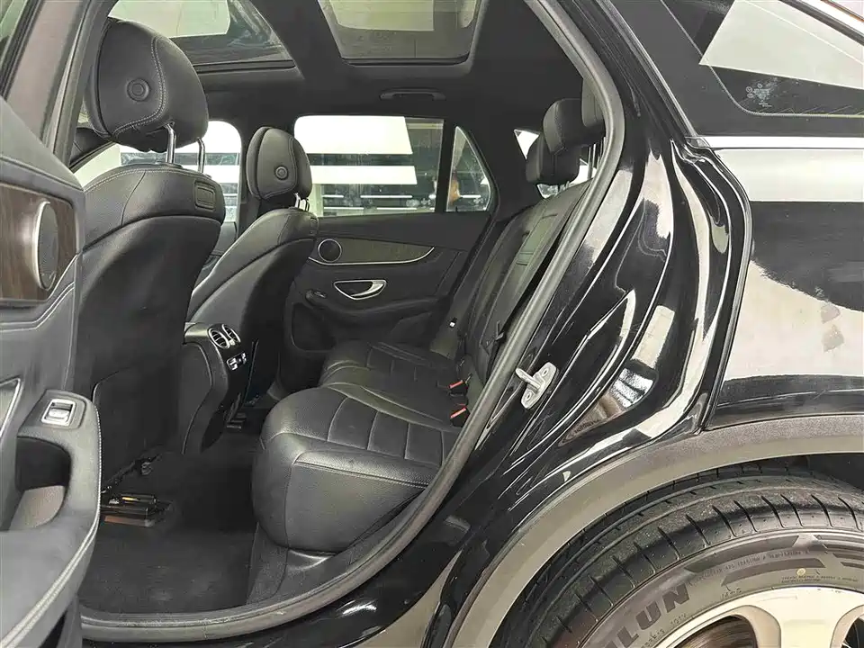 Mercedes-Benz GLC Mercedes-Benz GLC