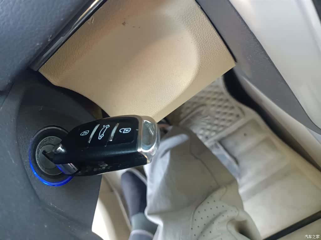 BAIC D20, 2015 9