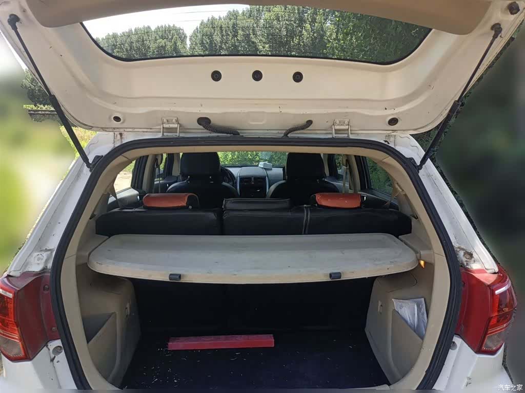 BAIC D20, 2015 20