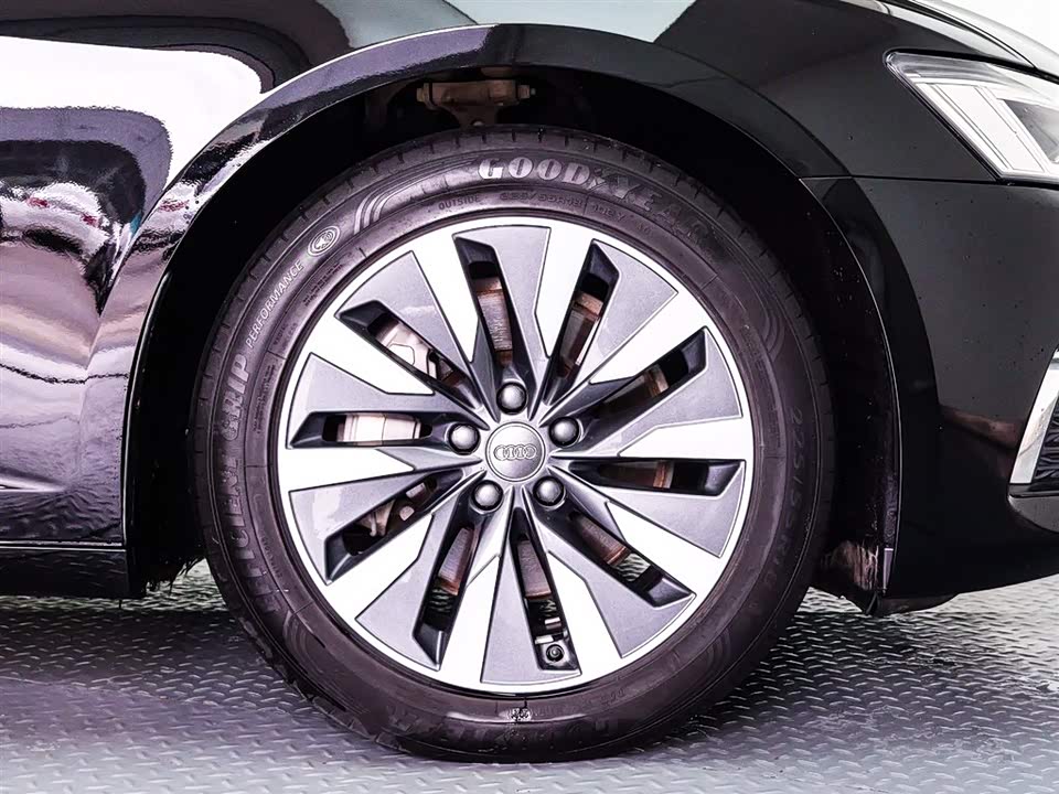 Audi A6L Audi A6L
