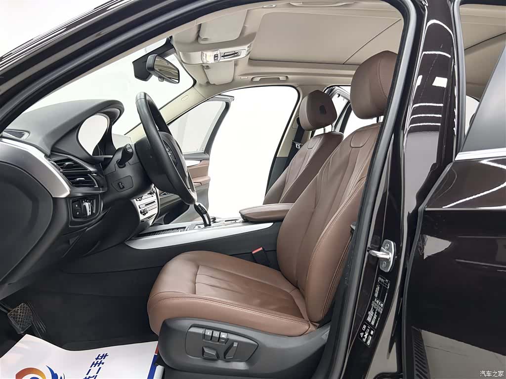 BMW X5, 2018 все фото