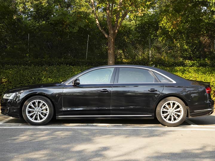 Audi A8 2014 A8L 50 TFSI quattro Люкс