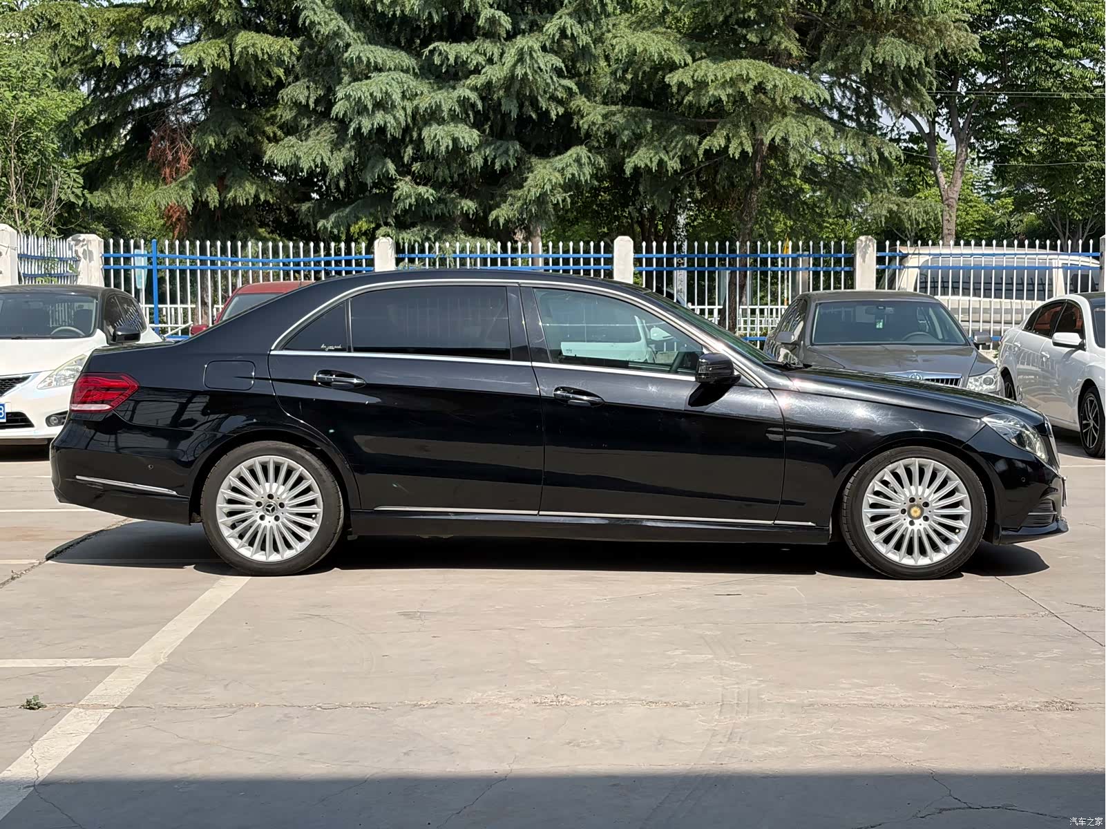 Mercedes-Benz E-Class, 2014 16
