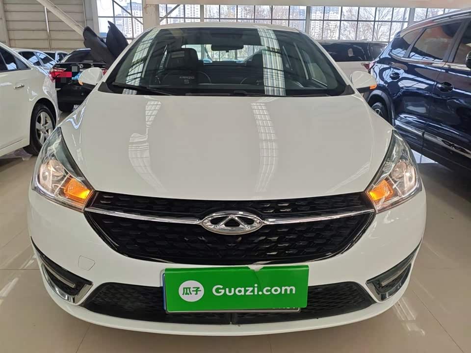 Chery Arrizo 5