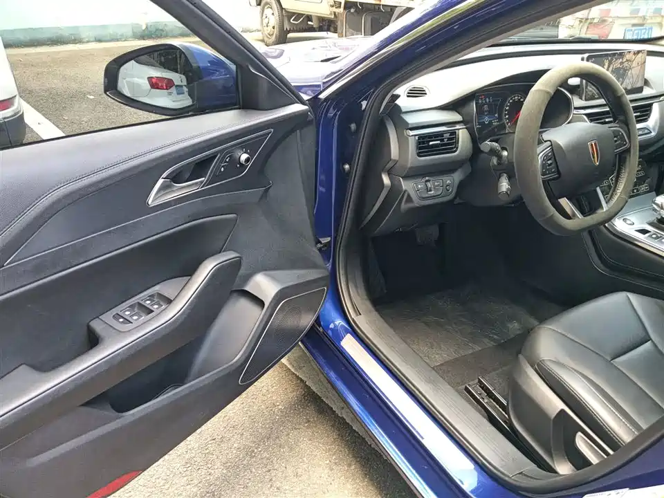 Hongqi H5