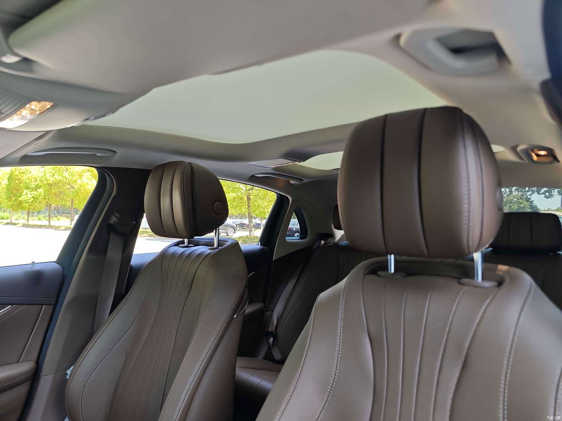 Mercedes-Benz E-Class, 2021 17