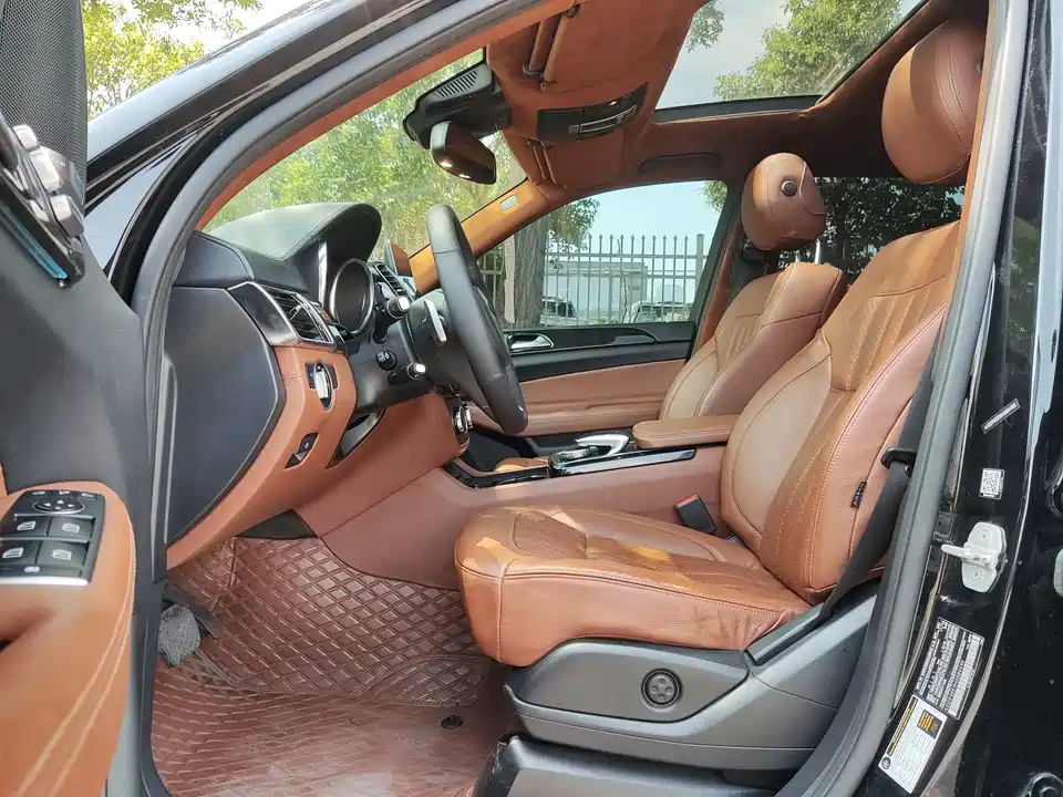 Mercedes-Benz GLS Mercedes-Benz GLS