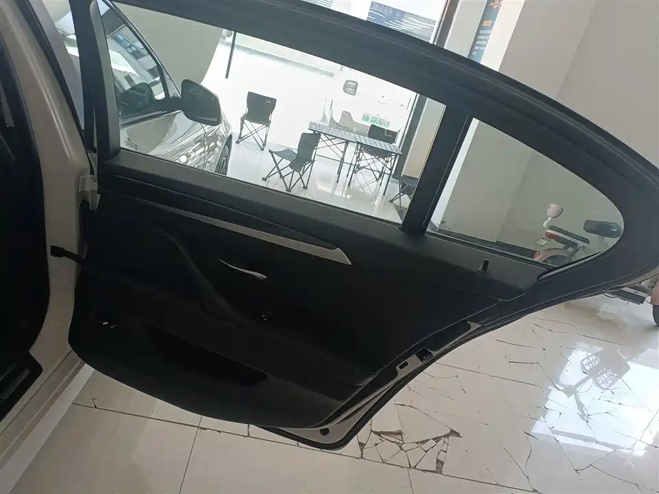BMW 5 series BMW 5 series