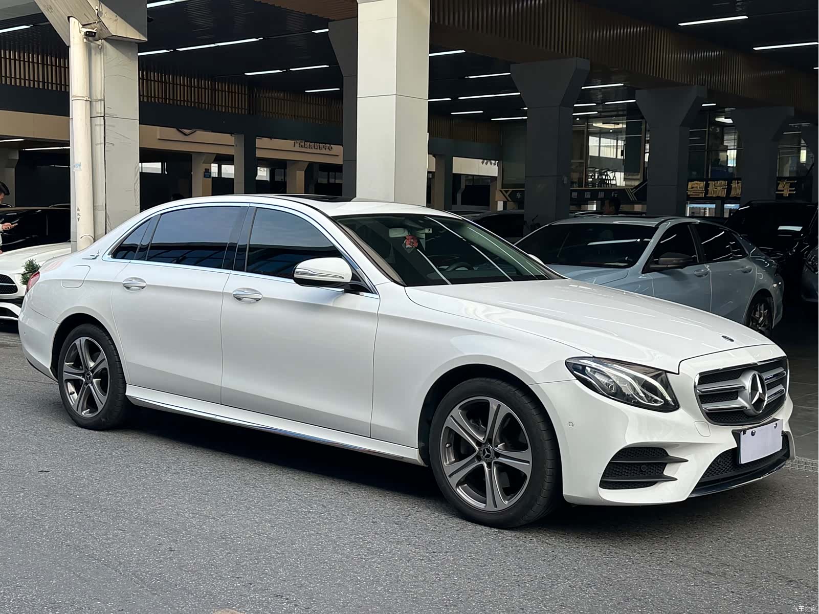 Mercedes-Benz E-Class, 2018 9