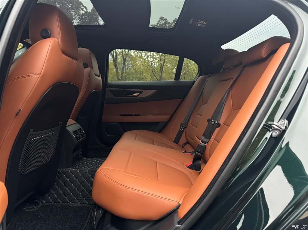 Land Rover XEL, 2023 12