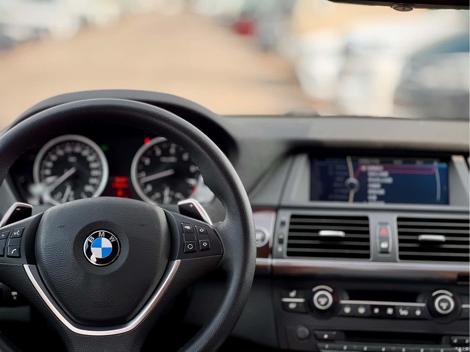 BMW X6, 2014 12