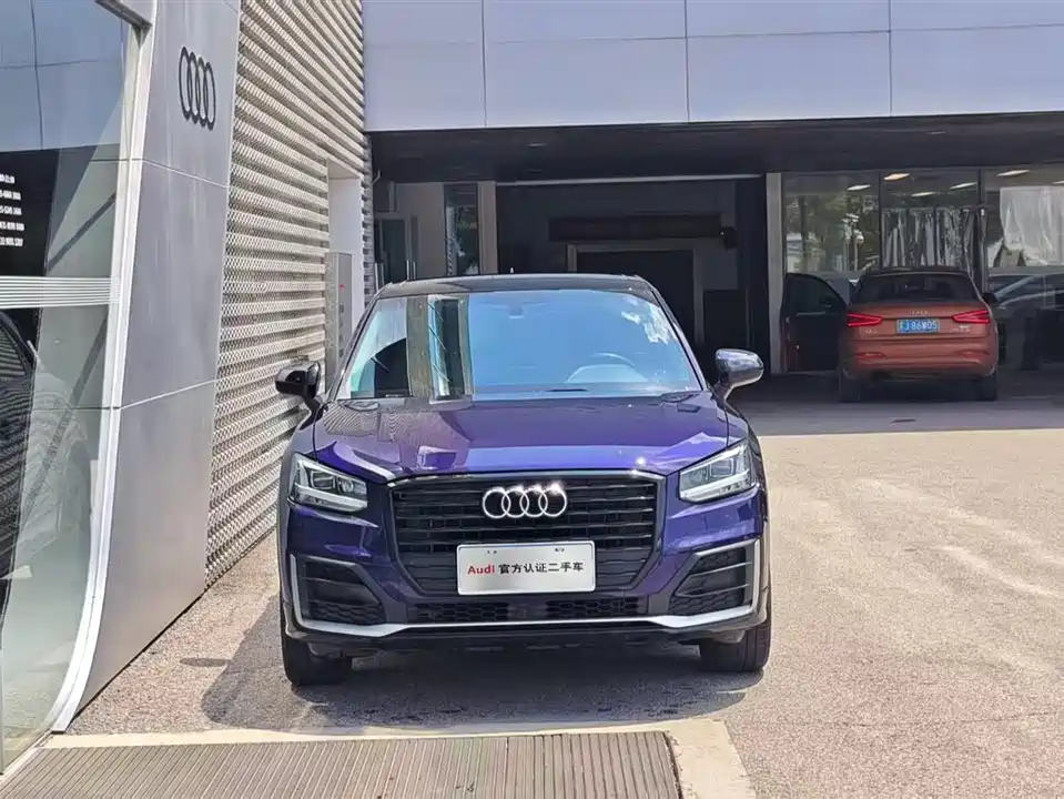 Audi Q2L