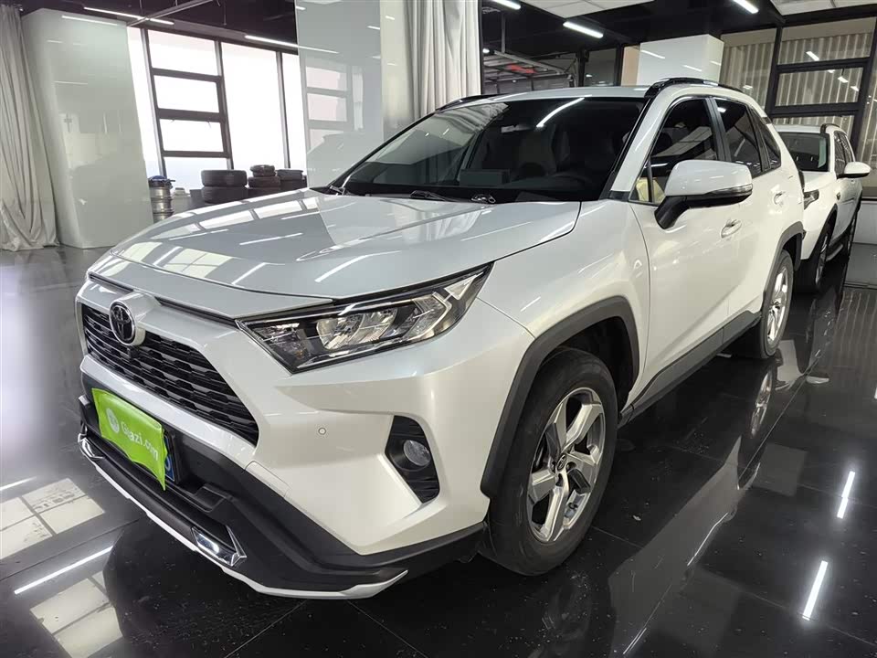 Toyota RAV4 Rongfang