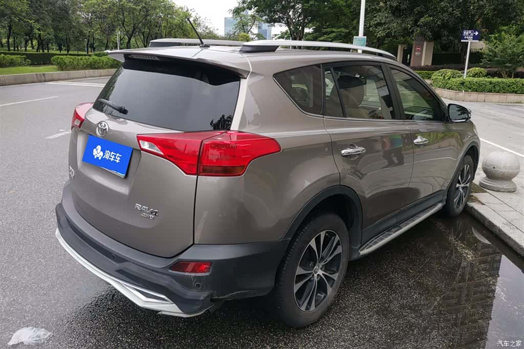 Toyota RAV4, 2014 3
