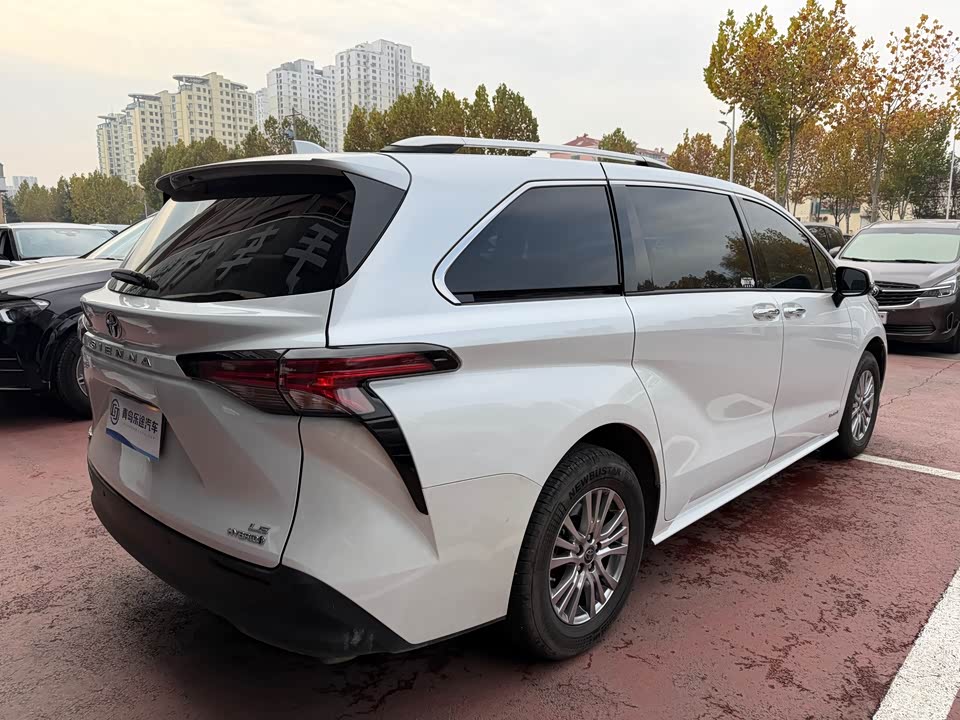Toyota SIENNA