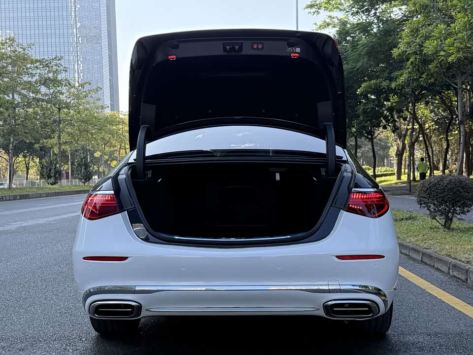 Mercedes-Benz Maybach S-class