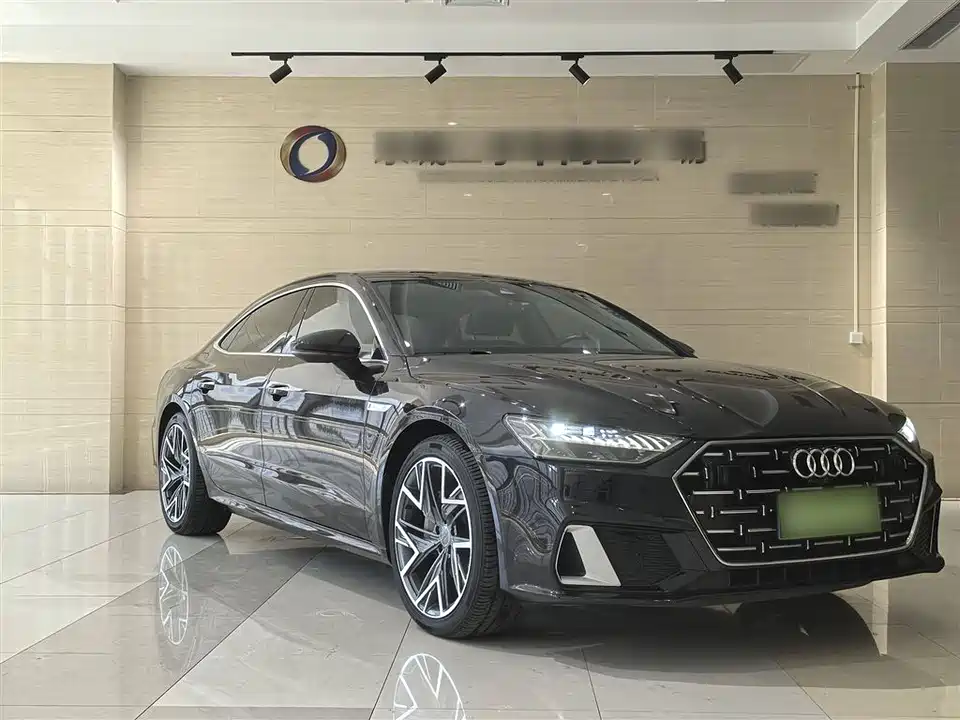 Audi A7L