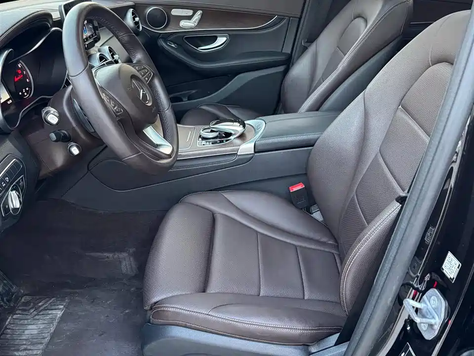 Mercedes-Benz GLC Mercedes-Benz GLC