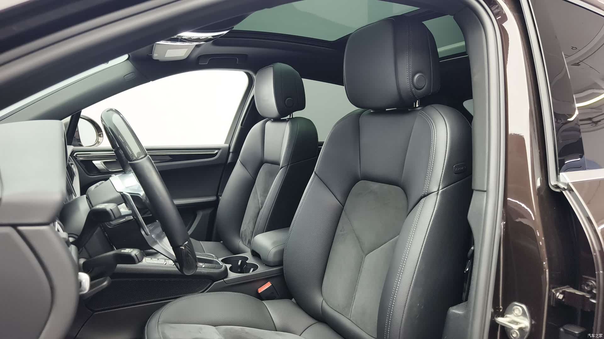 Porsche Macan, 2022 7