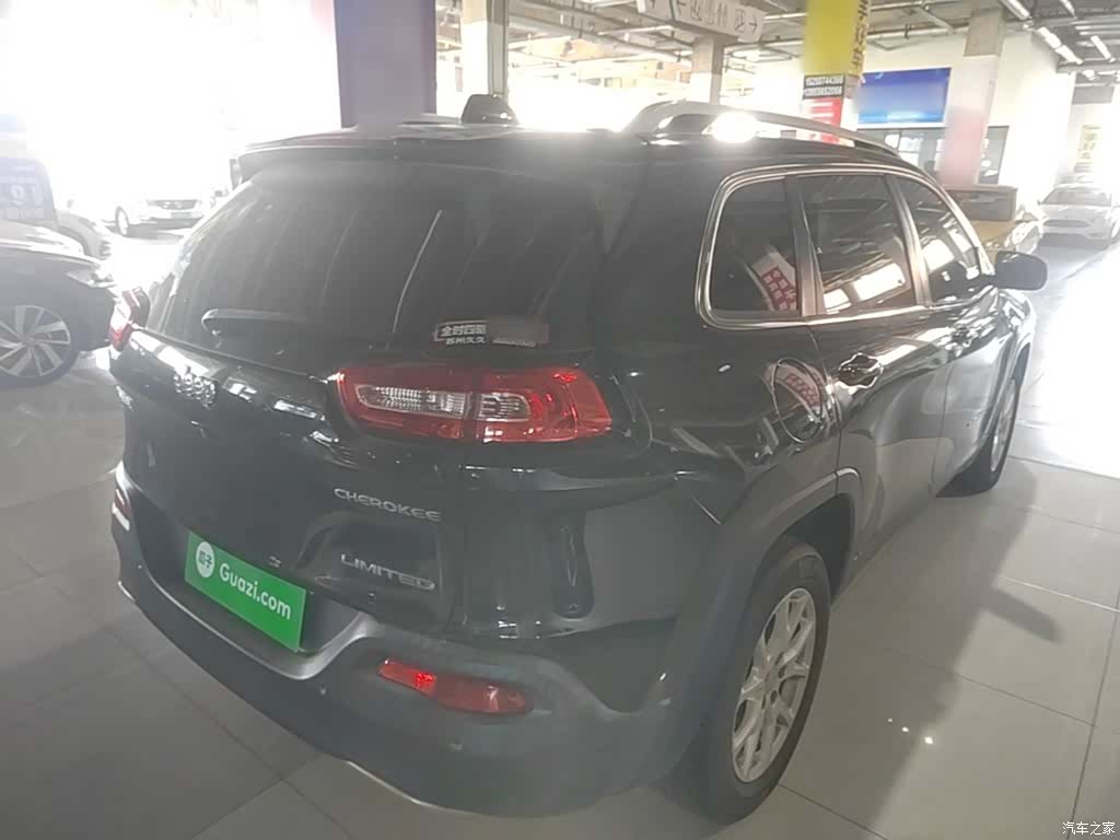 Jeep Cherokee, 2018 7