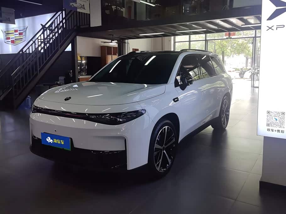 Leapmotor C16