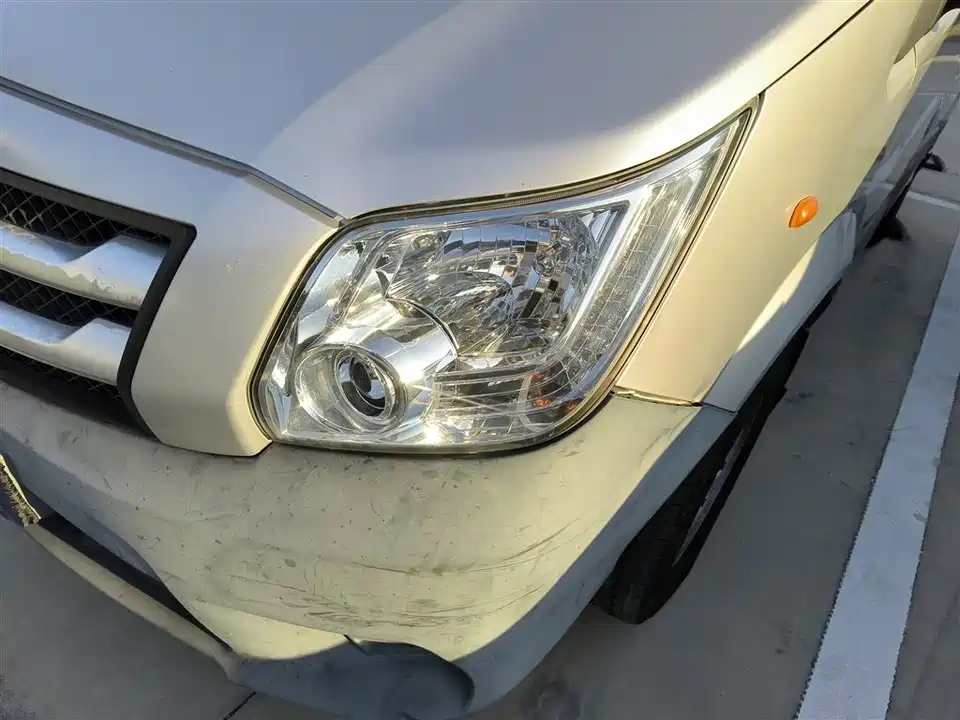 Foton Tuano Foton Tuano